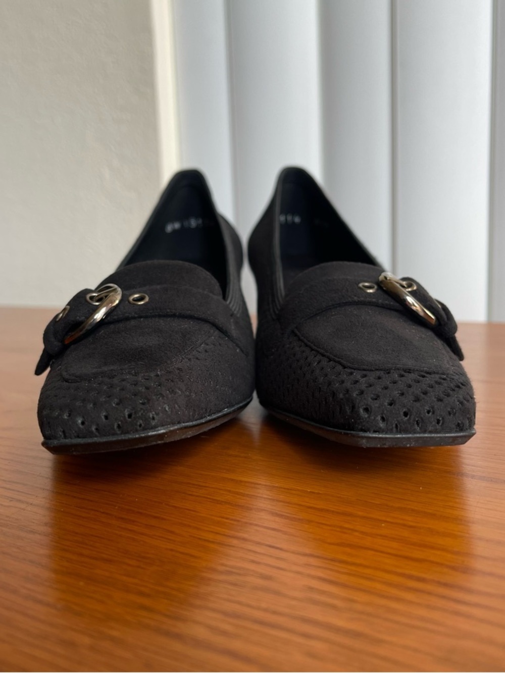 Stuart Weitzman Fairfield Ultrasuede Perforated Loafer Heels Black Size 8.5N - Picture 7 of 16